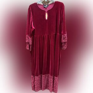 Suzanne Betro Velvet Dress in Rich Burgundy